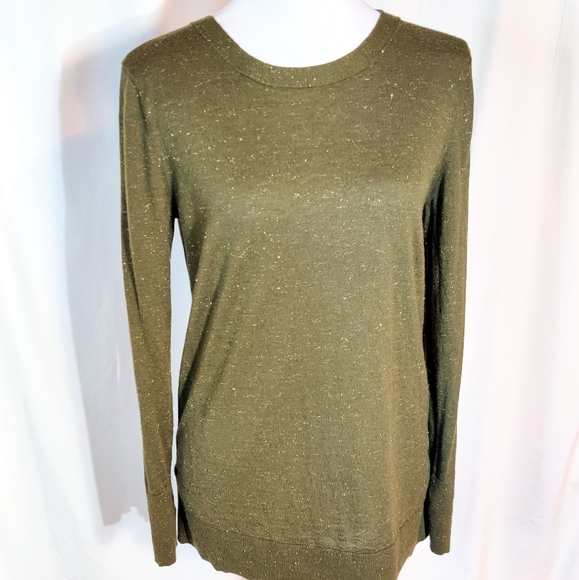 Banana Republic Sweater - Picture 5 of 5